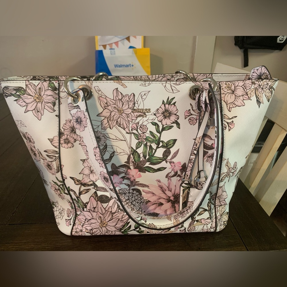 Guess purse floral